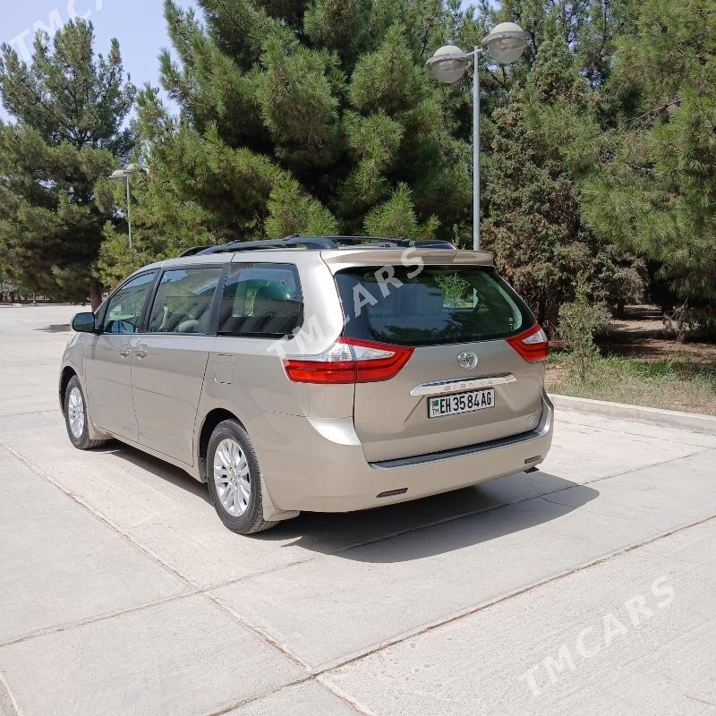 Toyota Sienna 2016 - 349 000 TMT - Ашхабад - img 4
