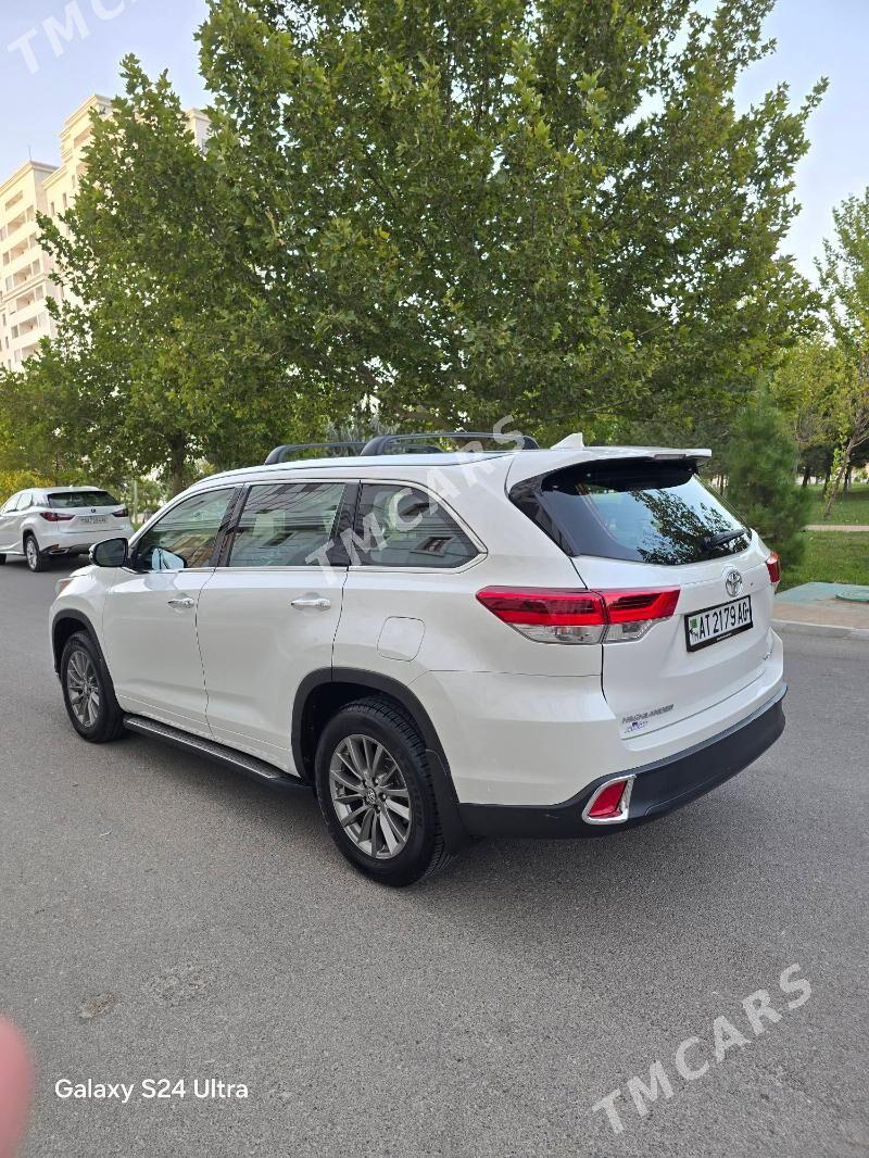 Toyota Highlander 2018 - 470 000 TMT - Хитровка - img 7