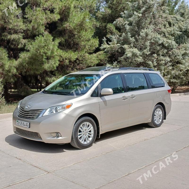 Toyota Sienna 2016 - 349 000 TMT - Ашхабад - img 3