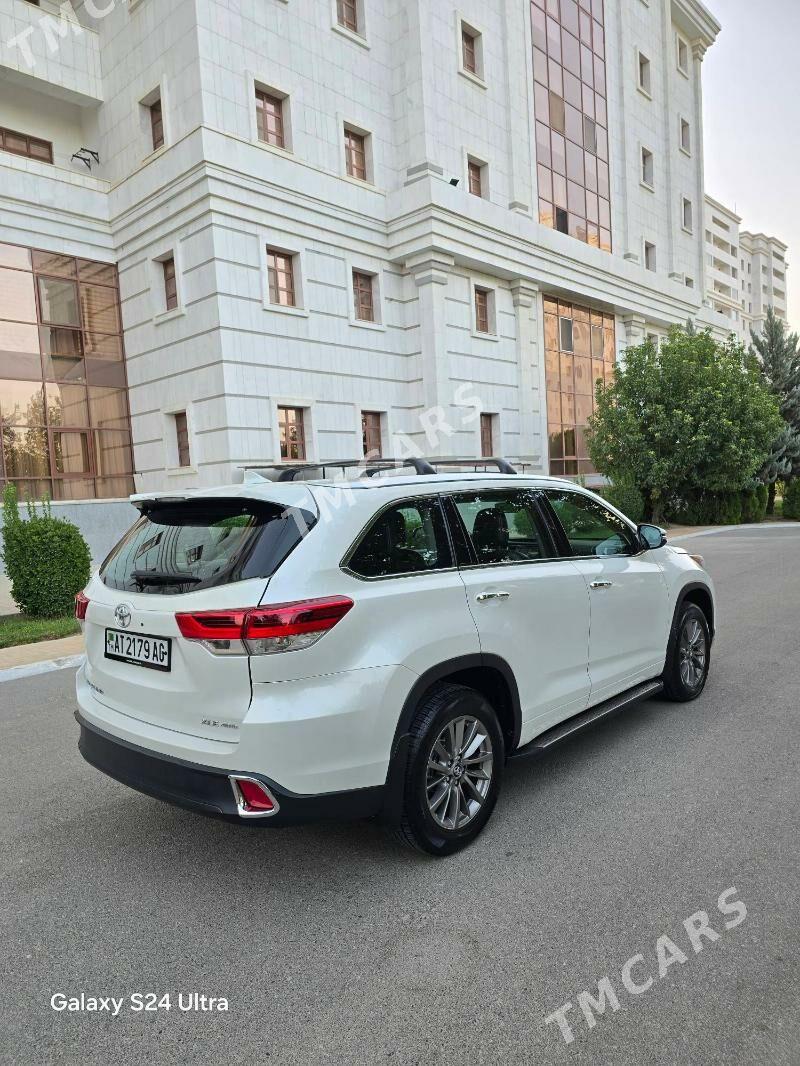 Toyota Highlander 2018 - 470 000 TMT - Хитровка - img 4