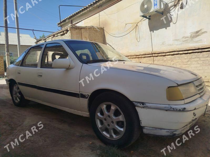 Opel Vectra 1992 - 25 000 TMT - Мары - img 4