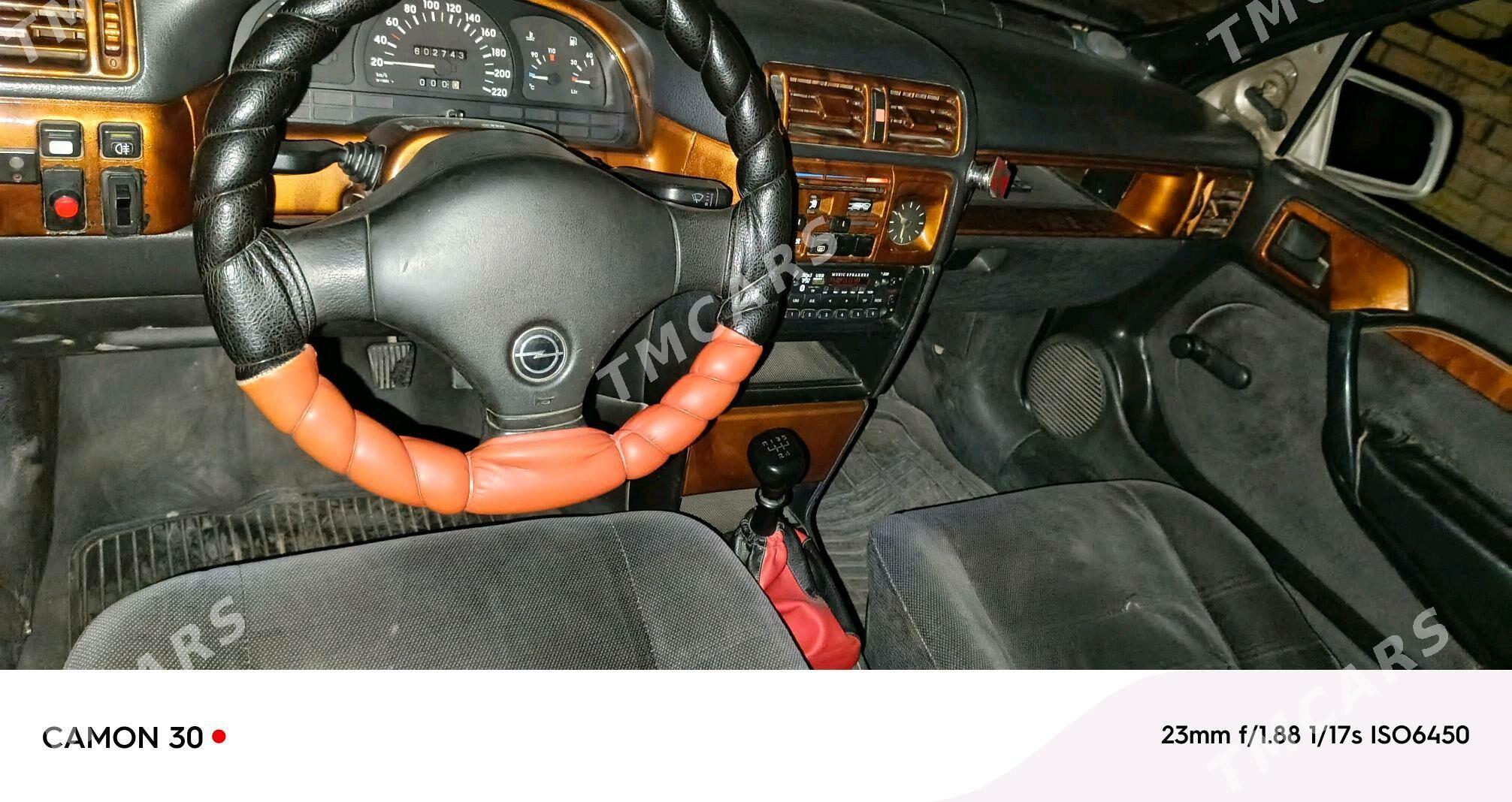 Opel Vectra 1990 - 33 000 TMT - Mary - img 4