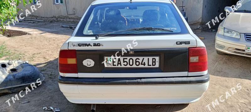 Opel Vectra 1992 - 18 000 TMT - Халач - img 4