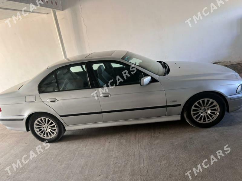 BMW E39 2000 - 105 000 TMT - Dänew - img 9