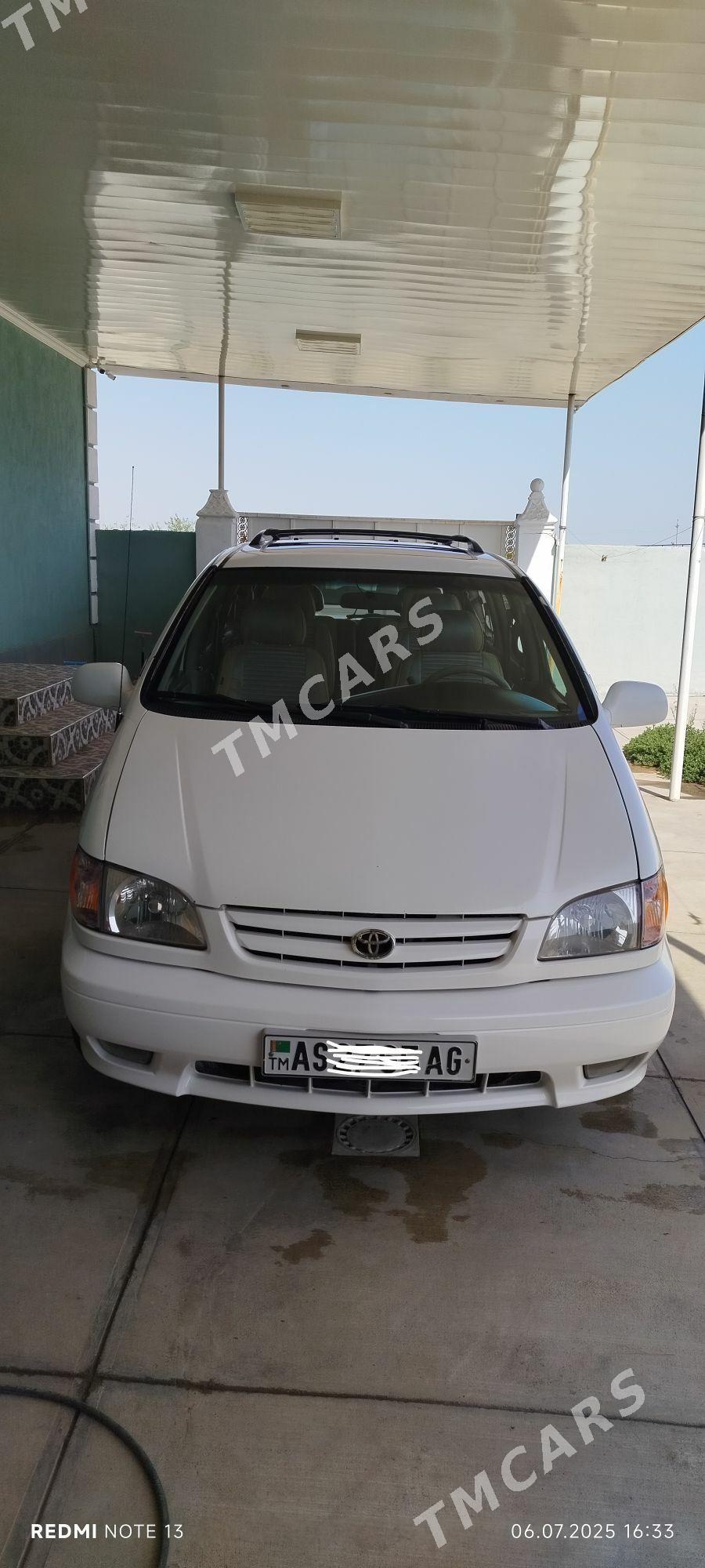 Toyota Sienna 2000 - 175 000 TMT - Бузмеин ГРЭС - img 2
