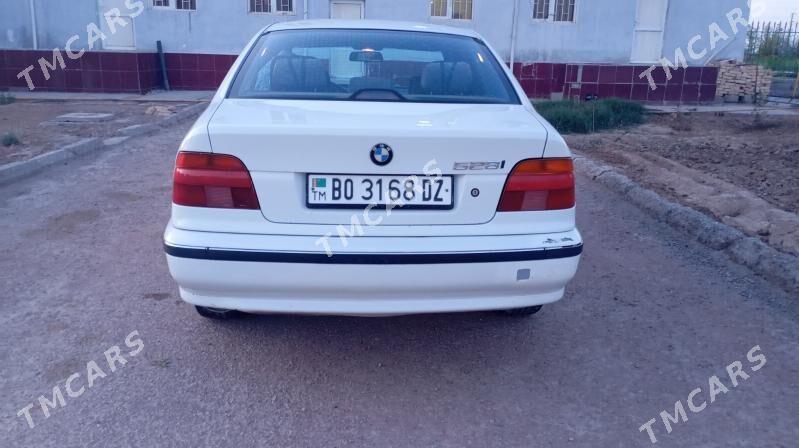 BMW 528 1996 - 76 000 TMT - Boldumsaz - img 5