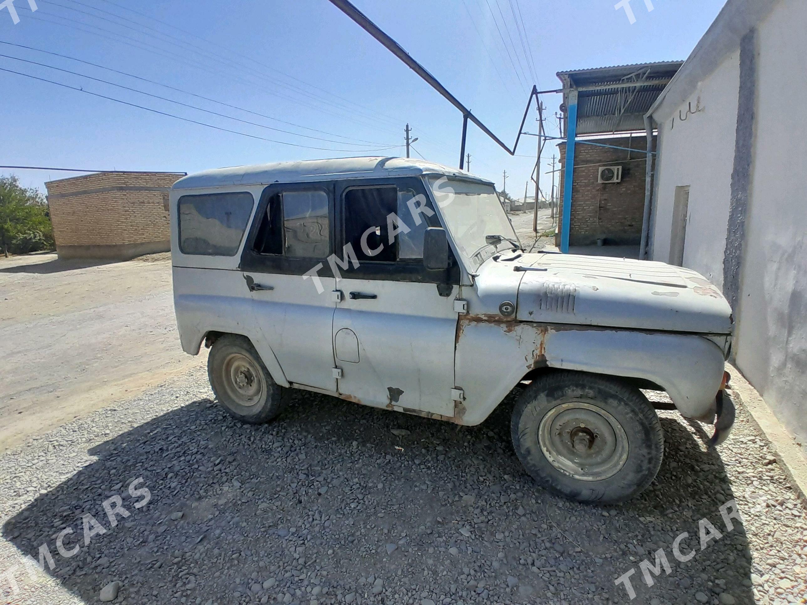 UAZ 469 1999 - 15 000 TMT - Bäherden - img 5
