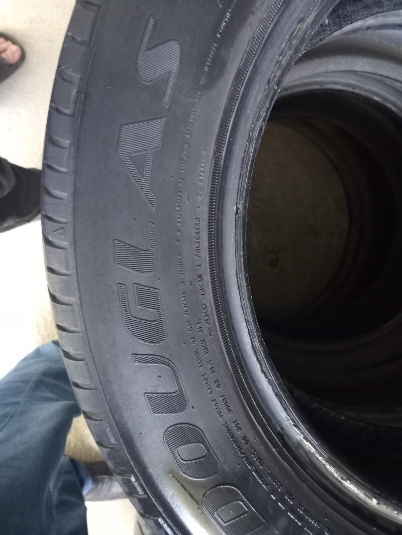 205-60-16 continental dunlop 250 TMT - Bedew - img 6