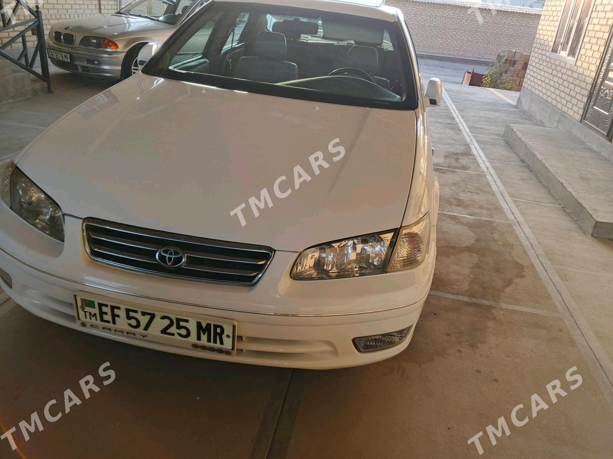 Toyota Camry 2000 - 130 000 TMT - Сакарчага - img 5