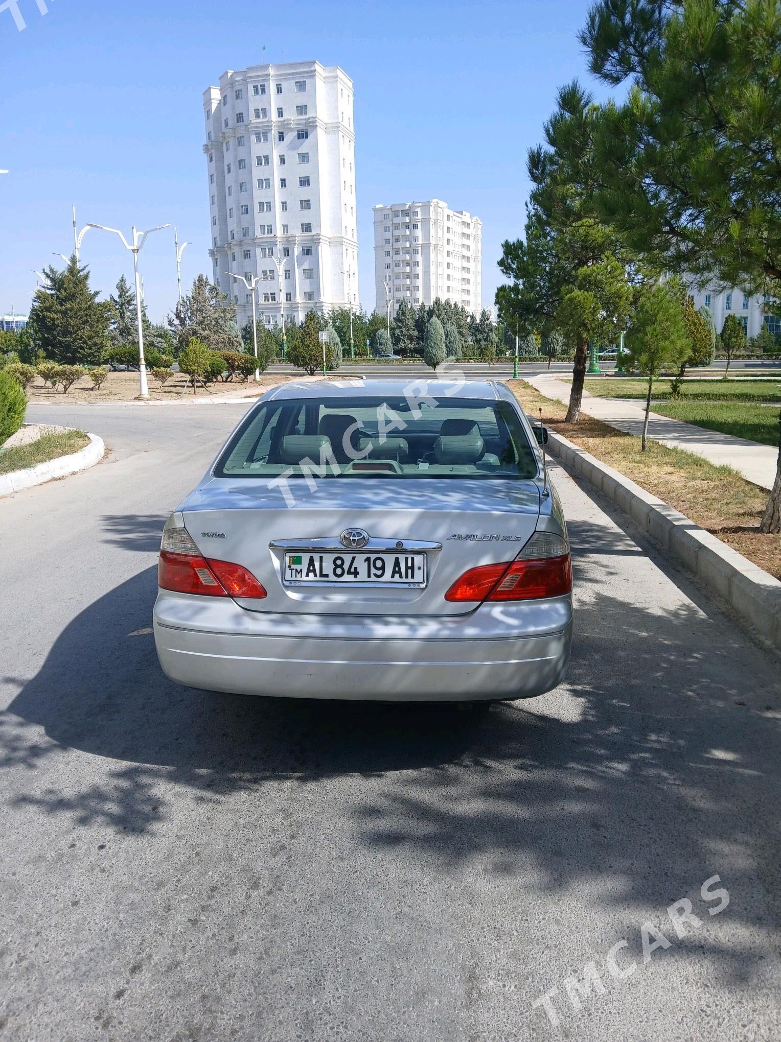 Toyota Avalon 2003 - 180 000 TMT - Ýaşlyk - img 2