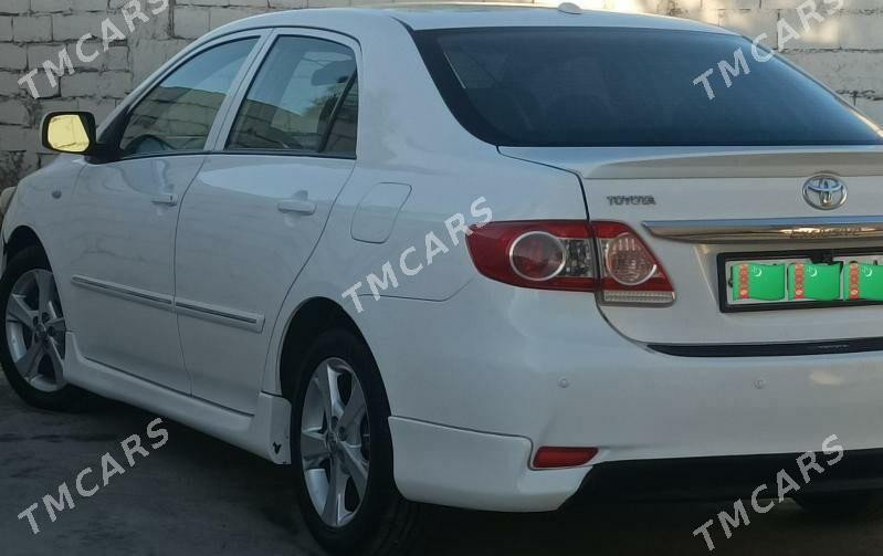Toyota Corolla 2013 - 175 000 TMT - Büzmeýin - img 7