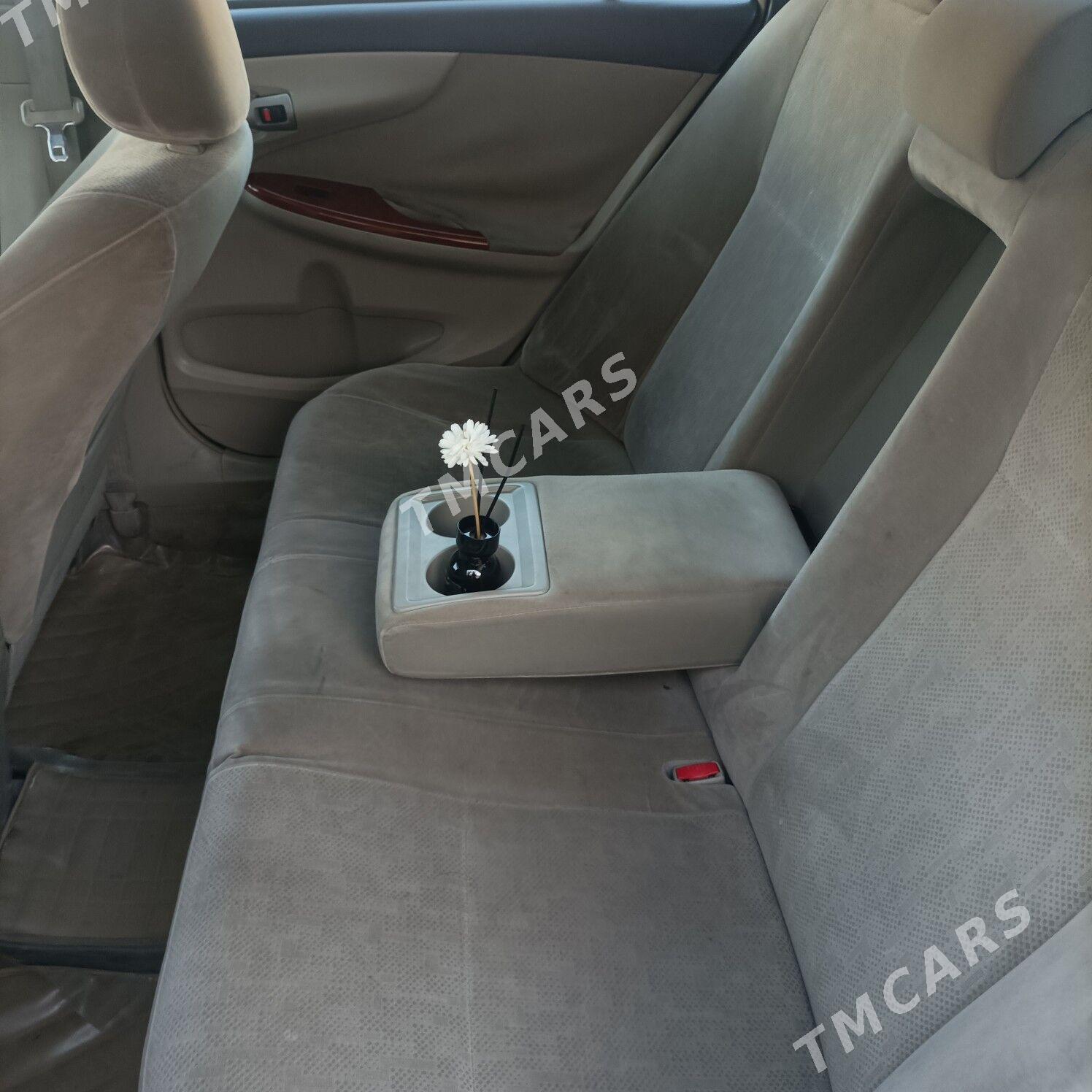 Toyota Corolla 2013 - 175 000 TMT - Büzmeýin - img 3