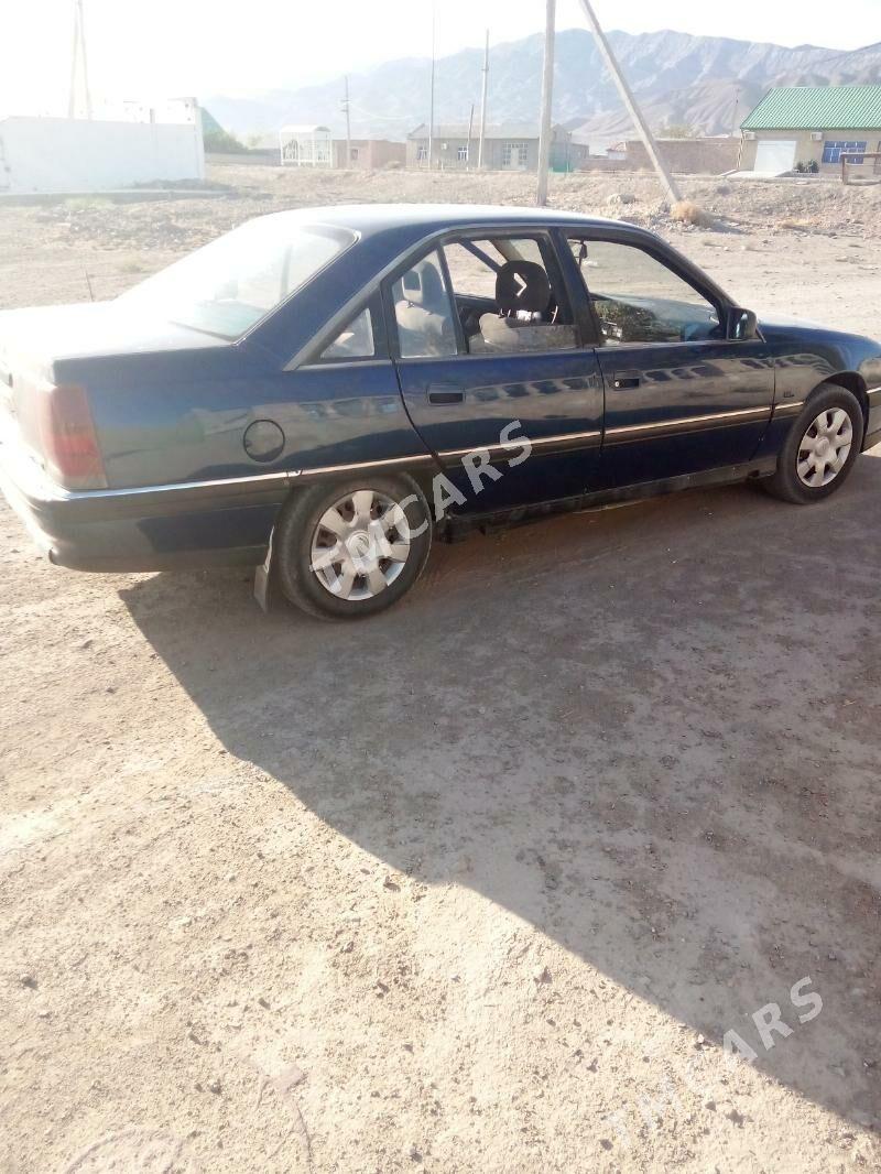 Opel Omega 1992 - 20 000 TMT - Bereket - img 4