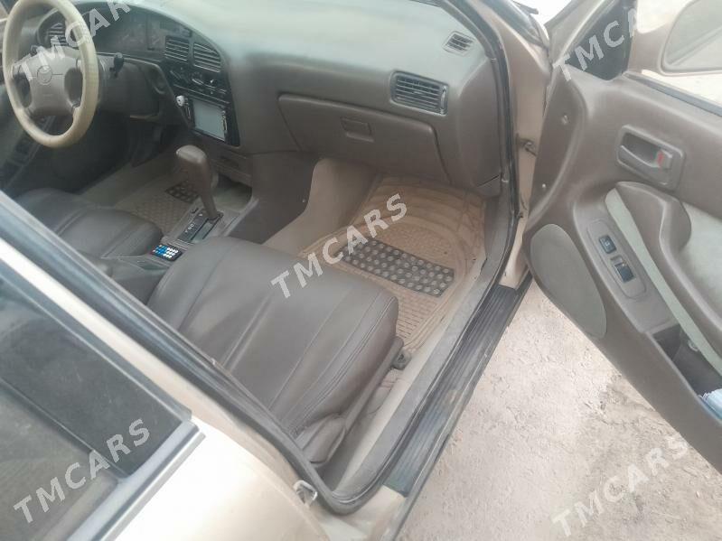 Toyota Camry 1993 - 75 000 TMT - Гурбансолтан Едже - img 3