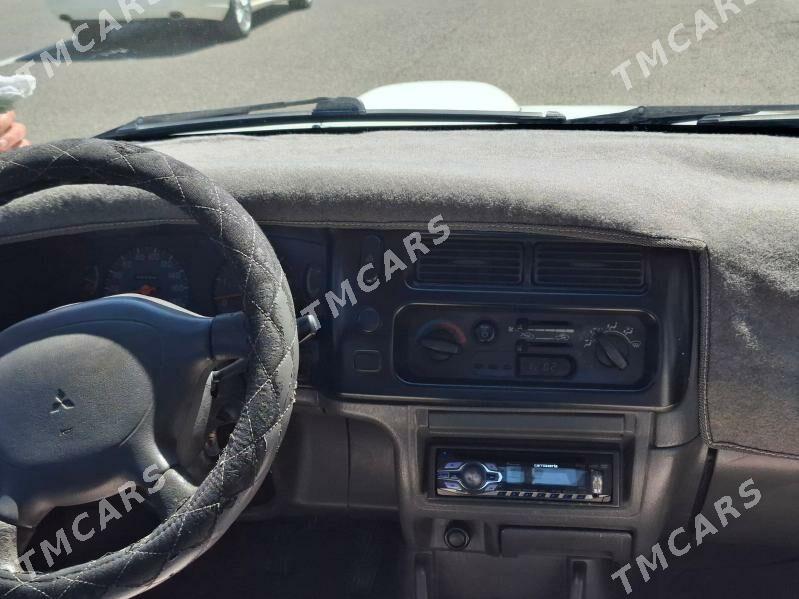 Mitsubishi L200 2003 - 100 000 TMT - Türkmenbaşy - img 4