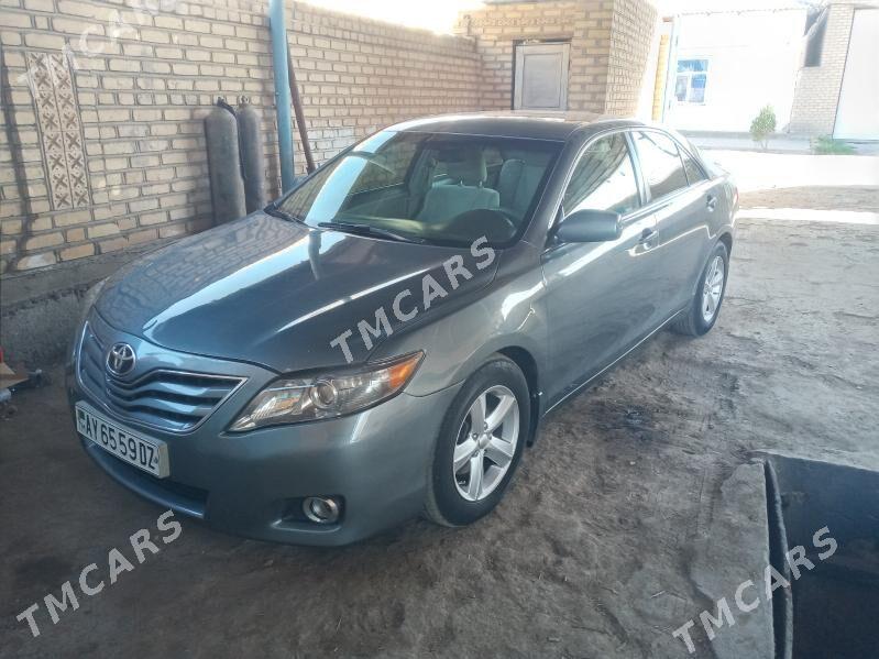 Toyota Camry 2010 - 163 000 TMT - Гороглы (Тагта) - img 2