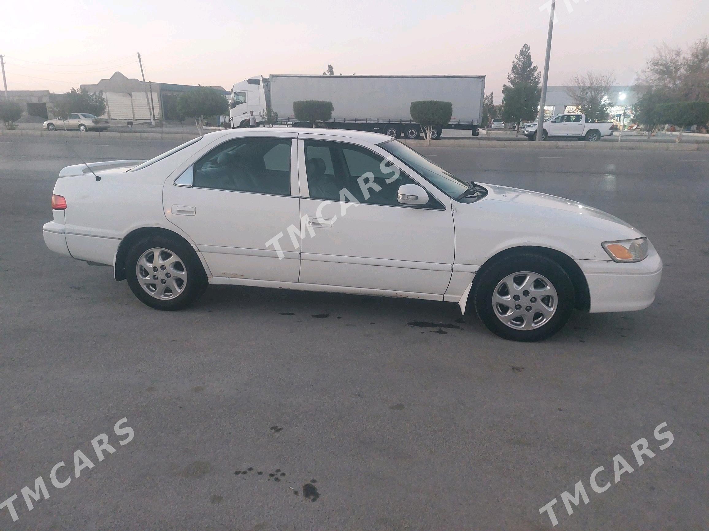 Toyota Camry 1999 - 140 000 TMT - Bäherden - img 4