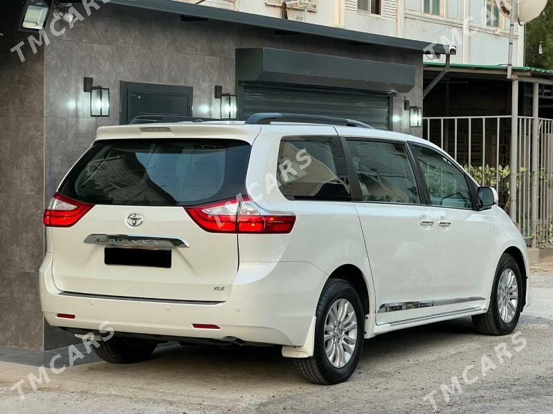 Toyota Sienna 2018 - 435 000 TMT - Туркменбаши - img 2