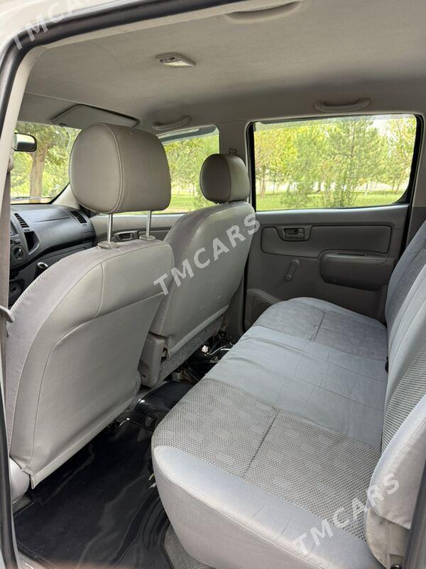 Toyota Hilux 2011 - 215 000 TMT - Ашхабад - img 3