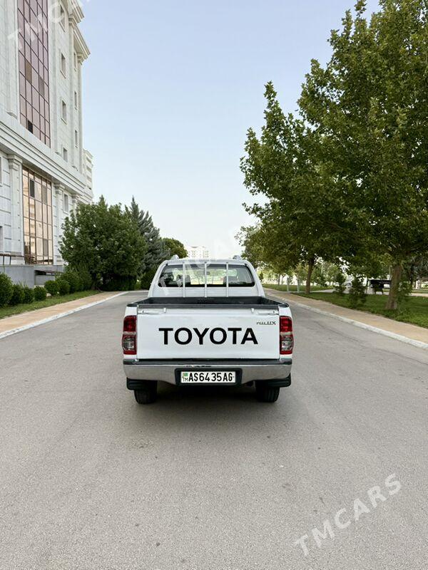 Toyota Hilux 2011 - 215 000 TMT - Ашхабад - img 8