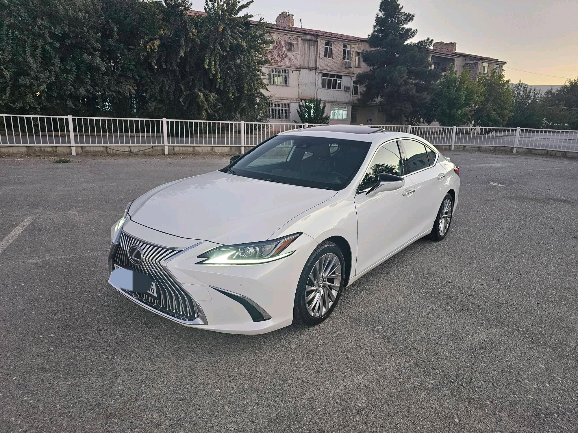Lexus ES 350 2019 - 428 000 TMT - Aşgabat - img 5