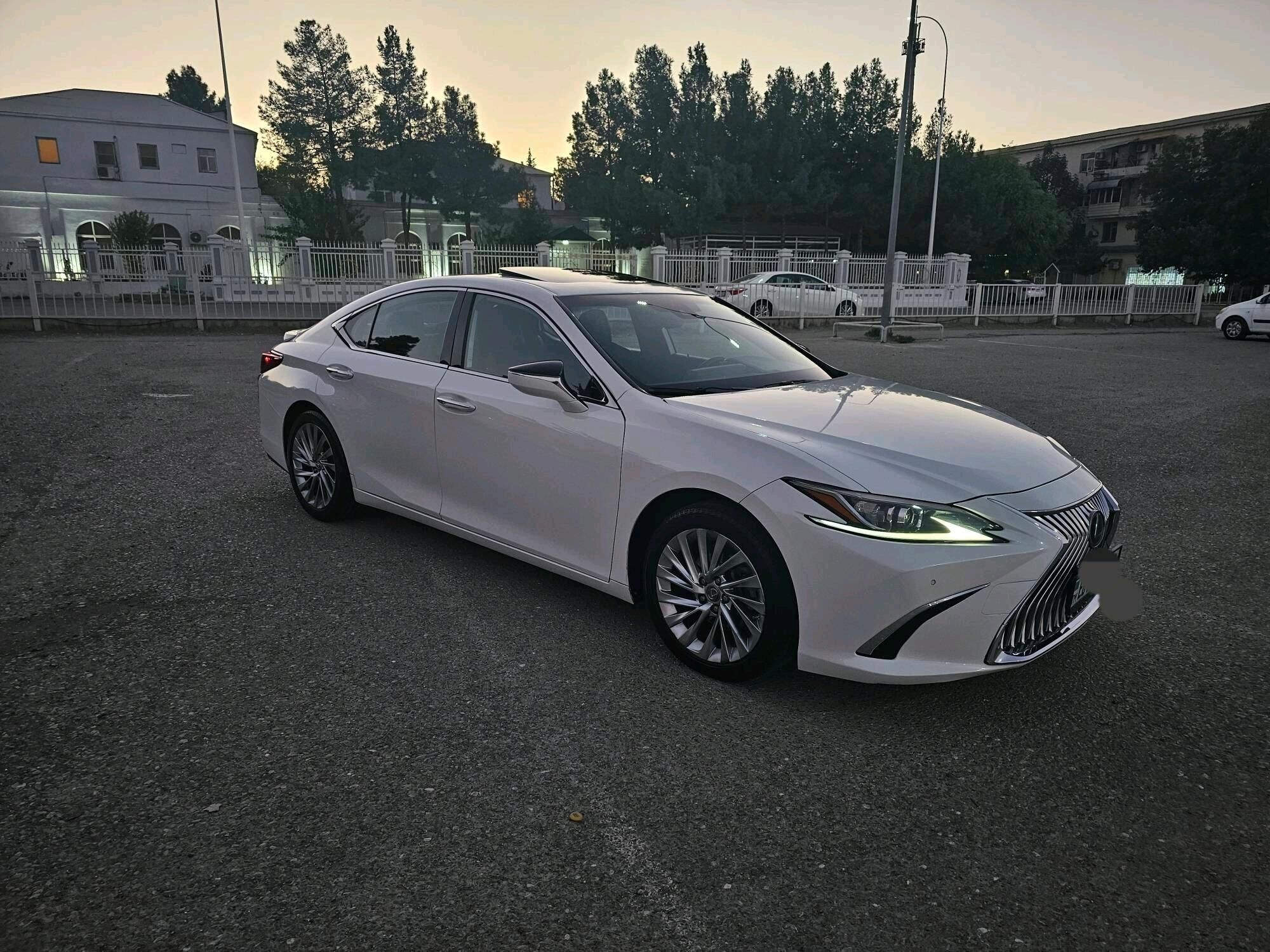 Lexus ES 350 2019 - 428 000 TMT - Aşgabat - img 4
