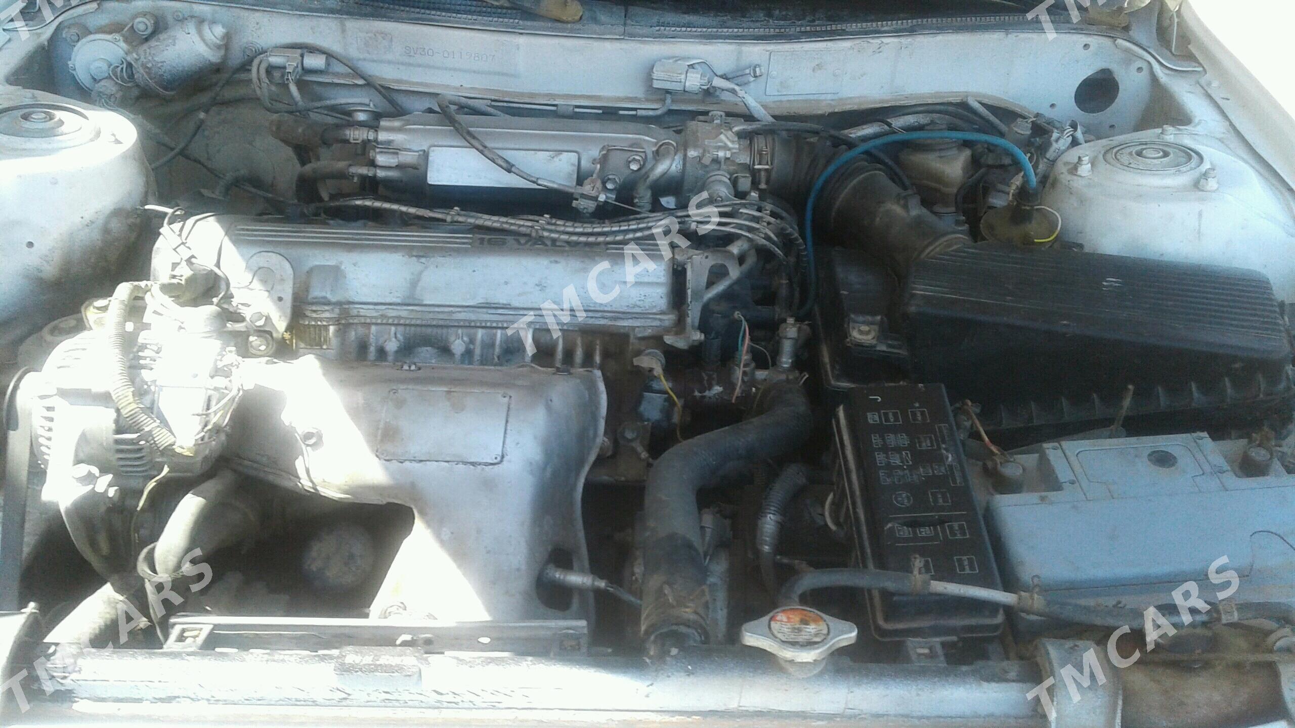 Toyota Camry 1992 - 38 000 TMT - Гумдаг - img 4