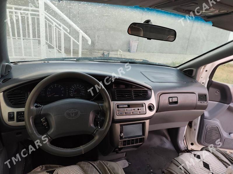 Toyota Sienna 2002 - 162 000 TMT - Çoganly - img 3