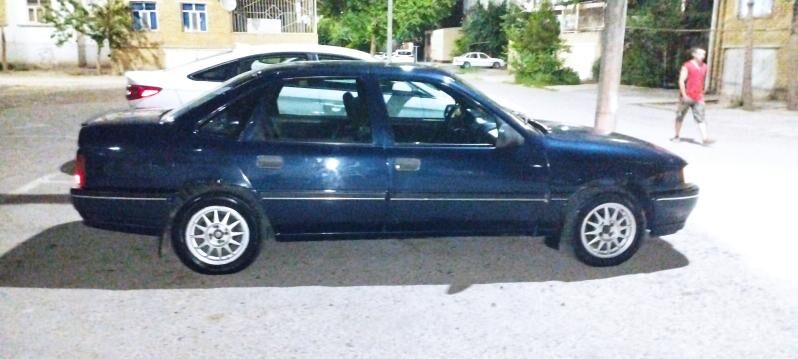 Opel Vectra 1991 - 33 000 TMT - Мары - img 4