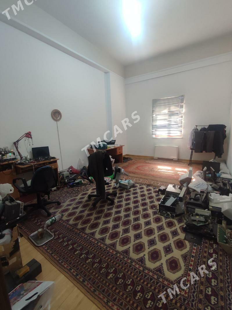 Юбилейн. Нефтег.5 комн - Aşgabat - img 5