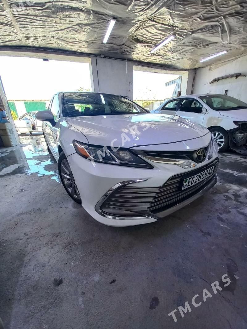 Toyota Camry 2018 - 245 000 TMT - Бедев - img 7