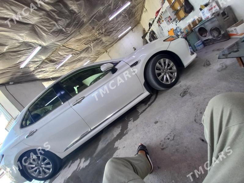 Toyota Camry 2018 - 245 000 TMT - Бедев - img 2