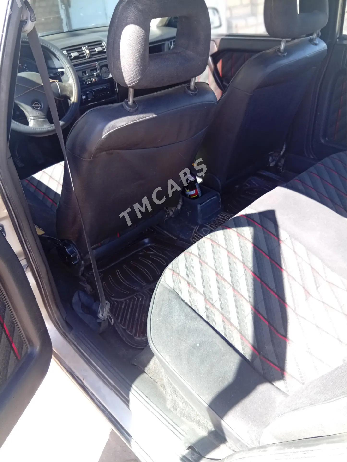 Opel Vectra 1992 - 32 000 TMT - Туркменабат - img 6
