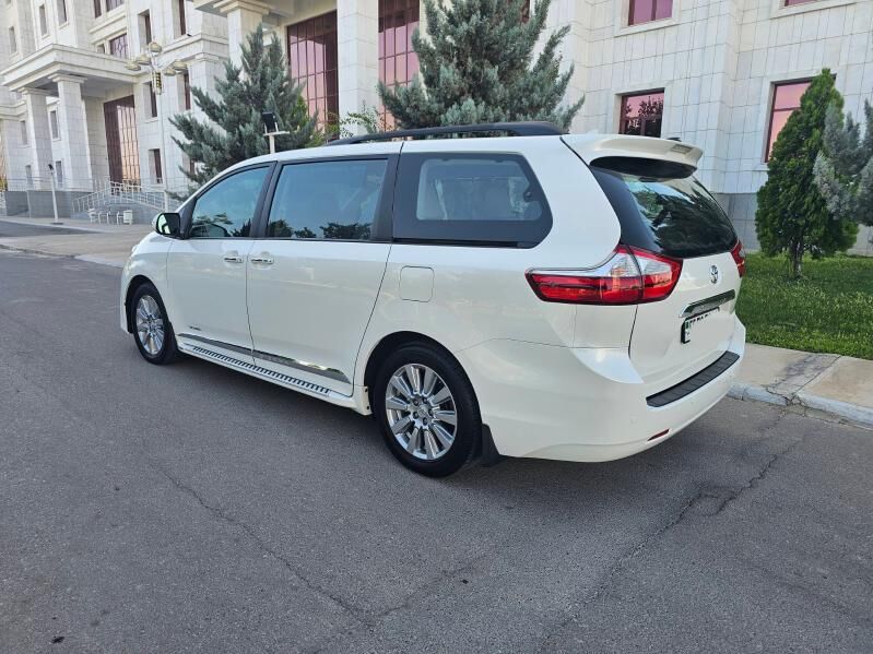 Toyota Sienna 2017 - 399 000 TMT - Ашхабад - img 4