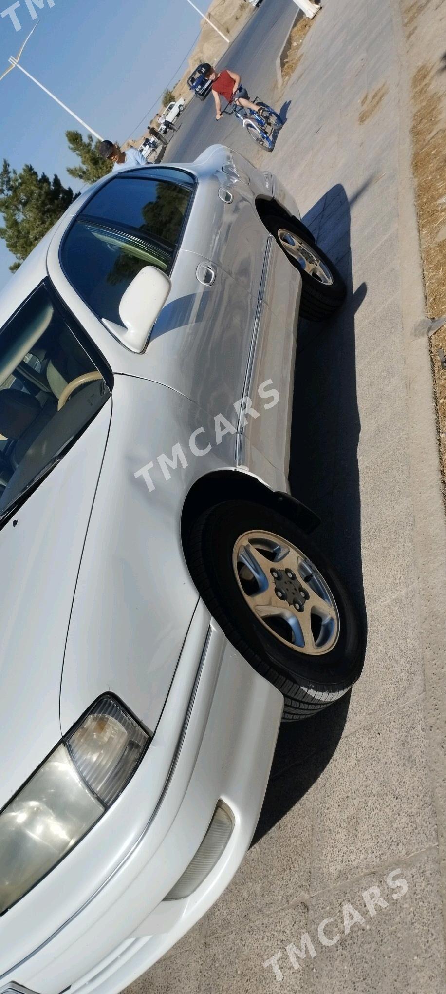Toyota Avalon 1998 - 140 000 TMT - Baýramaly - img 5