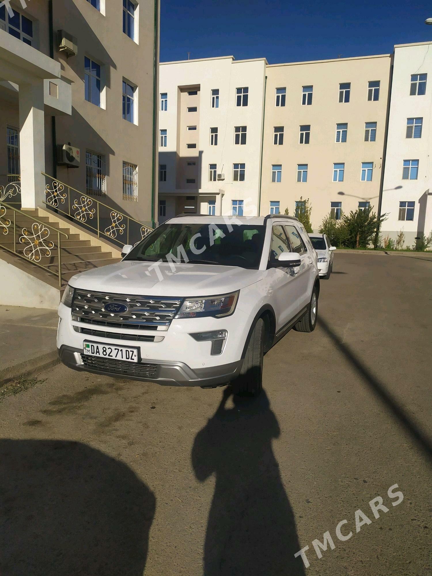 Ford Explorer 2018 - 360 000 TMT - Daşoguz - img 5