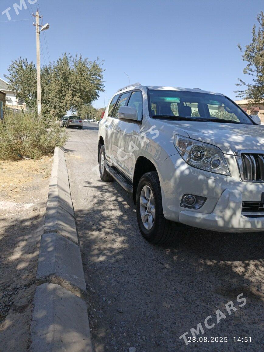 Toyota Land Cruiser Prado 2012 - 540 000 TMT - Мары - img 3