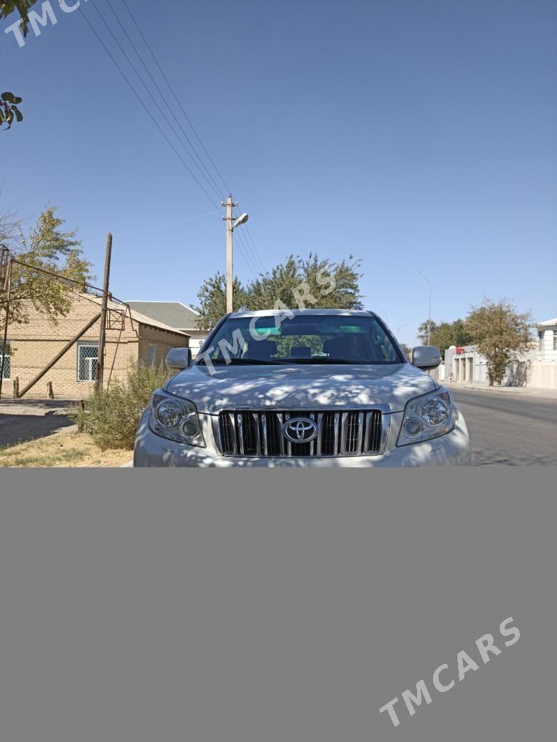 Toyota Land Cruiser Prado 2012 - 540 000 TMT - Мары - img 9