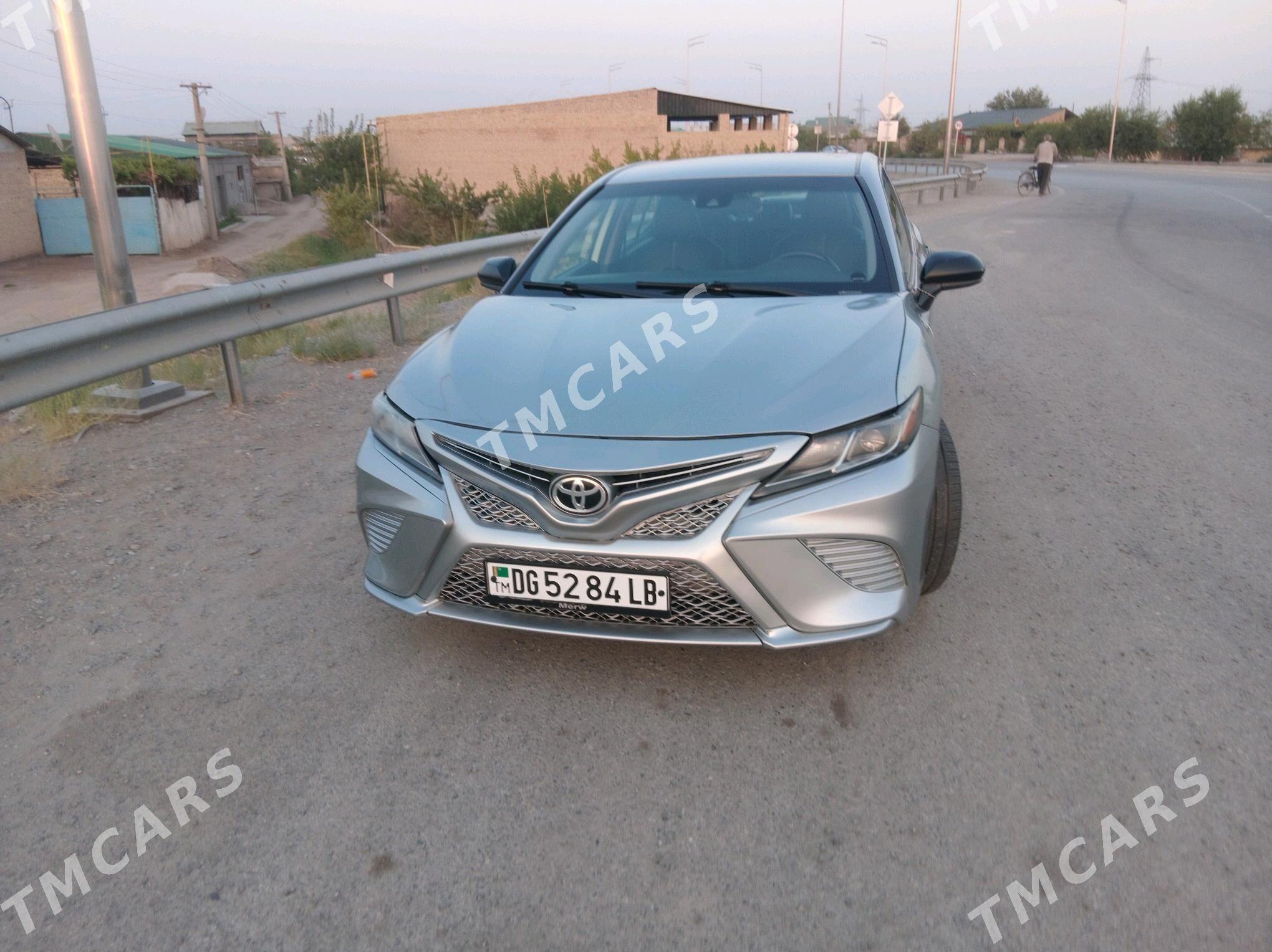 Toyota Camry 2019 - 340 000 TMT - Туркменабат - img 2