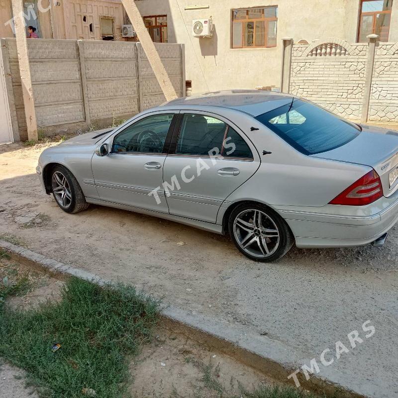 Mercedes-Benz C350 2006 - 120 000 TMT - Mary - img 8