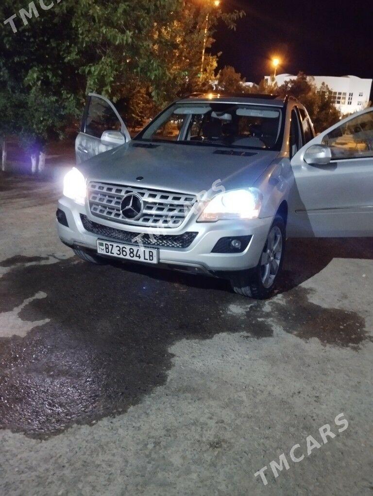 Mercedes-Benz ML350 2010 - 300 000 TMT - Туркменабат - img 2