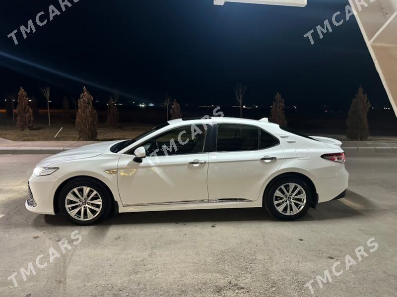 Toyota Camry 2019 - 290 000 TMT - Туркменабат - img 2
