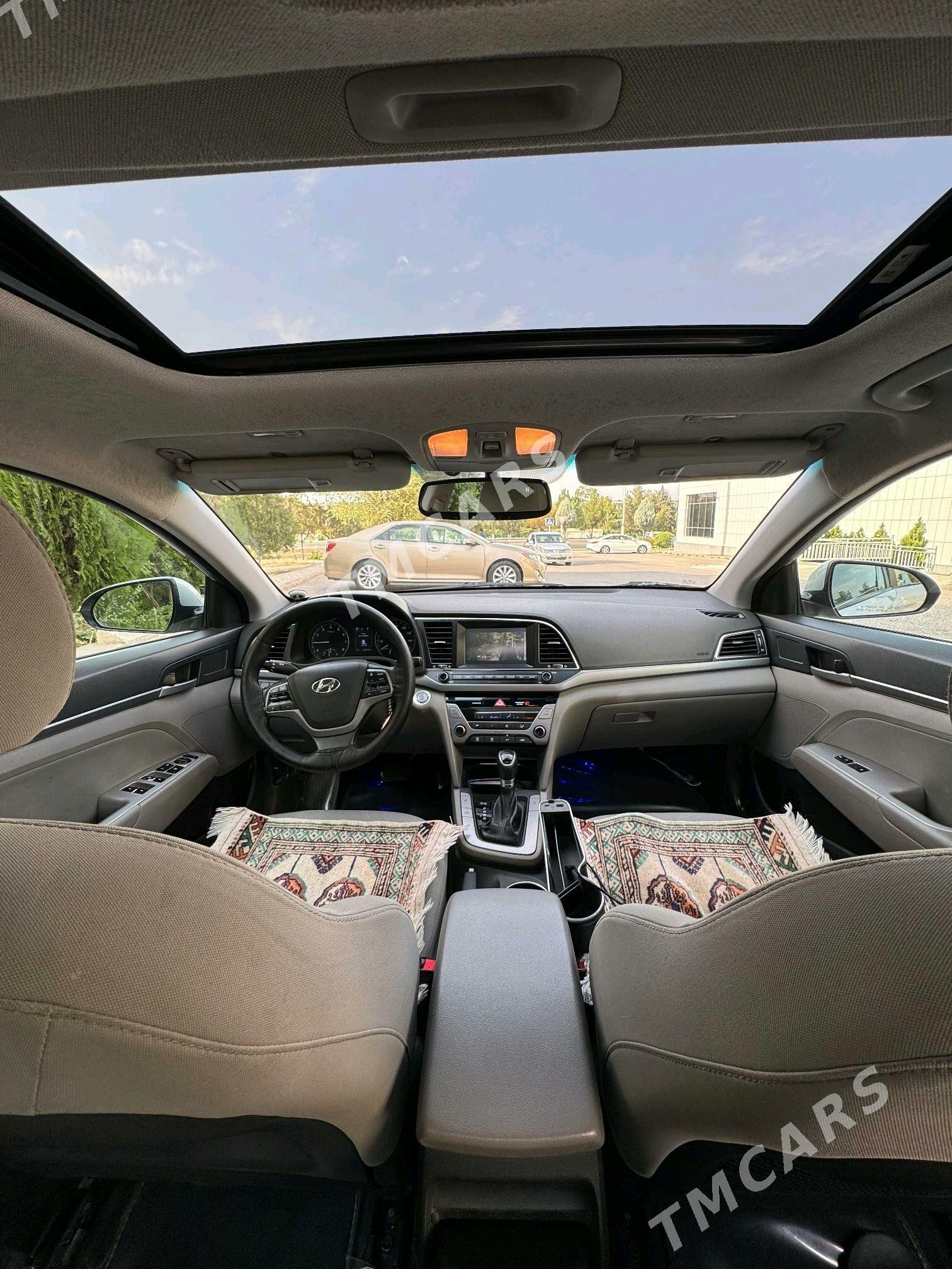 Hyundai Elantra 2018 - 205 000 TMT - Aşgabat - img 2