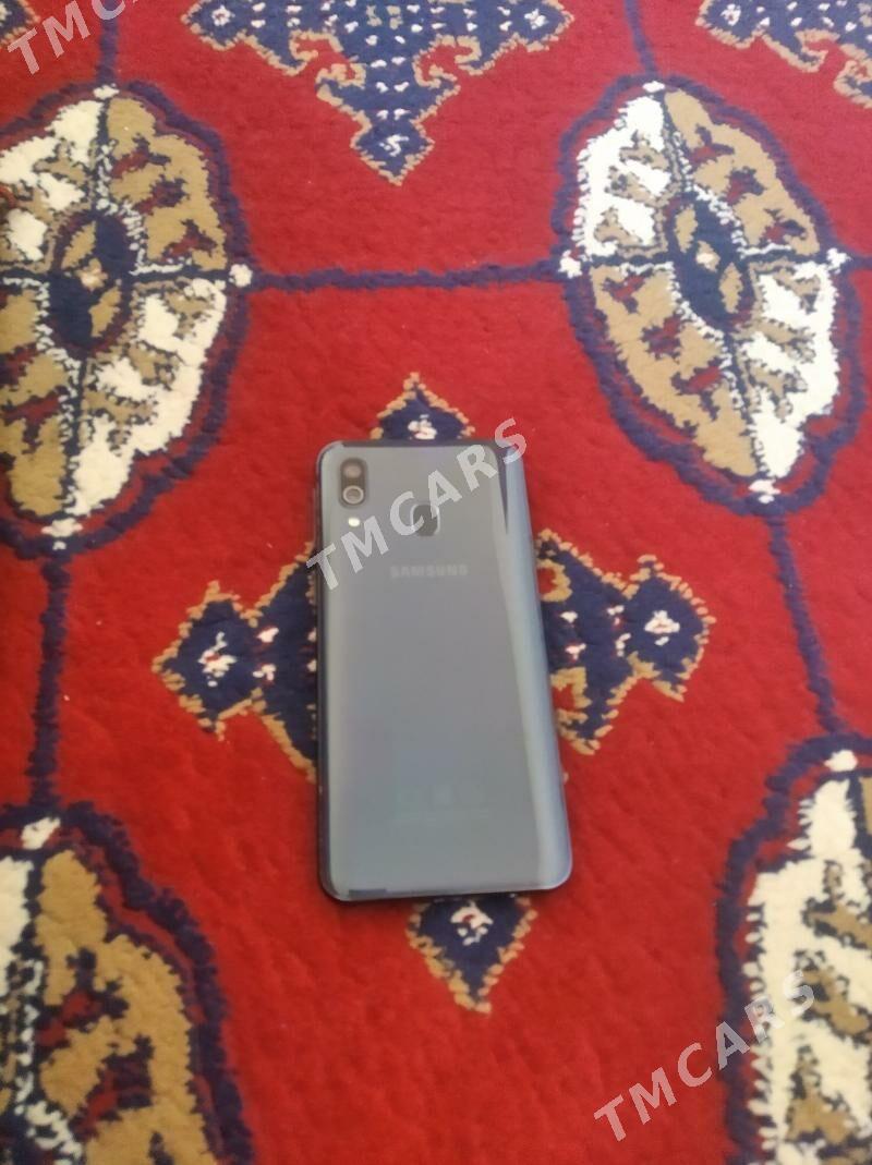 Samsung galaxy A40 - Türkmenbaşy - img 3