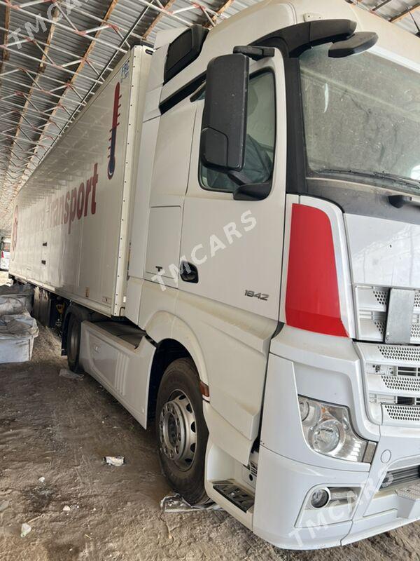 Mercedes-Benz ACTROS 3331 2015 - 1 470 000 TMT - Türkmenabat - img 4