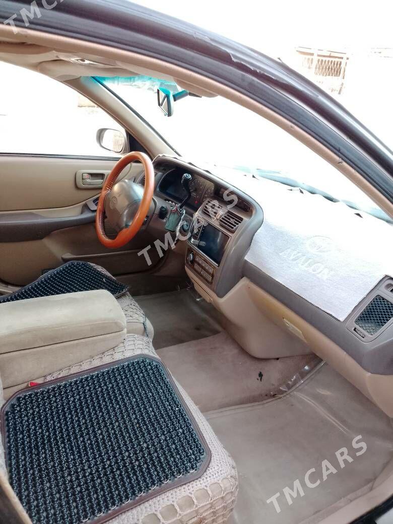 Toyota Avalon 1996 - 120 000 TMT - Берекет - img 3