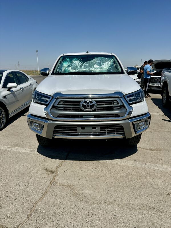 Toyota Hilux 2025 - 687 000 TMT - Aşgabat - img 9