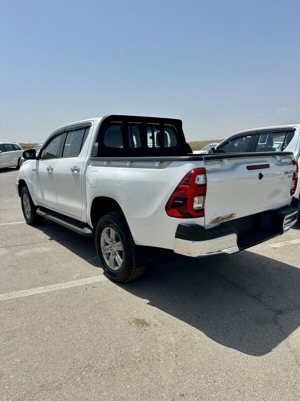Toyota Hilux 2025 - 687 000 TMT - Aşgabat - img 3