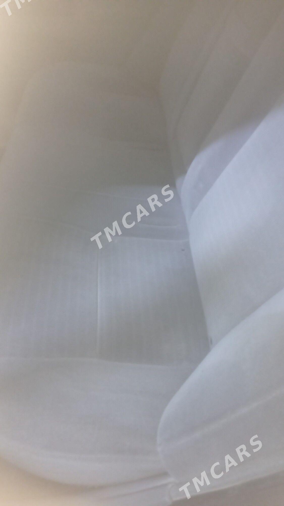 Toyota Camry 2005 - 177 000 TMT - Daşoguz - img 6
