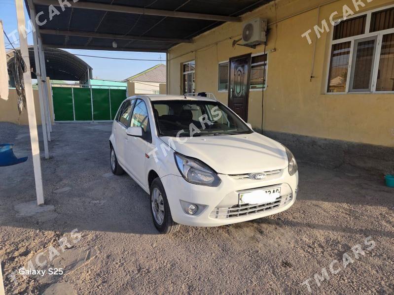 Ford Figo 2011 - 88 000 TMT - Aşgabat - img 4